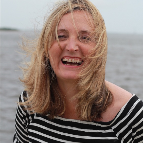 Meet your Posher, Renee - Picture 1 of 1